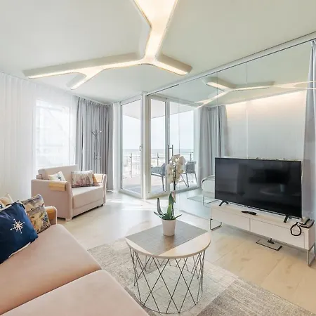 Z Widokiem Na Morze Z Aneksem Kuchennym I Basenem Ultra Marine *