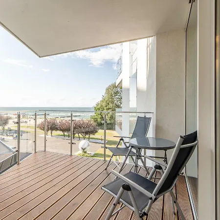 Z Widokiem Na Morze Z Aneksem Kuchennym I Basenem Ultra Marine Appartamento Kołobrzeg