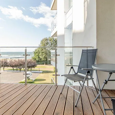 Z Widokiem Na Morze Z Aneksem Kuchennym I Basenem Ultra Marine * كولوبرزيغ