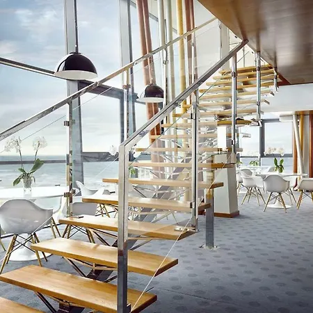 Z Widokiem Na Morze Z Aneksem Kuchennym I Basenem Ultra Marine 아파트 *