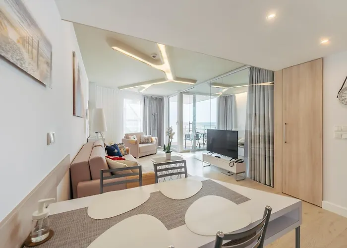 Apartment Z Widokiem Na Morze Z Aneksem Kuchennym I Basenem Ultra Marine