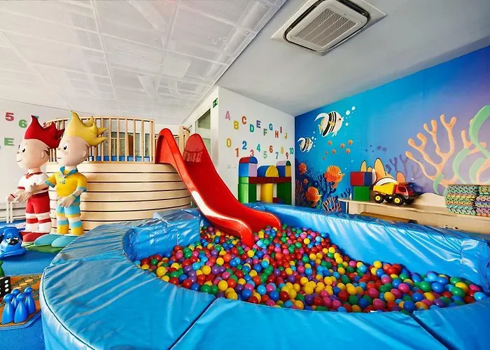 Apartment Z Widokiem Na Morze Z Aneksem Kuchennym I Basenem Ultra Marine