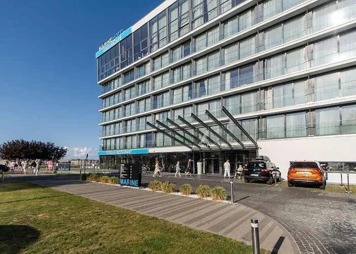 Apartment Z Widokiem Na Morze Z Aneksem Kuchennym I Basenem Ultra Marine Kolobrzeg