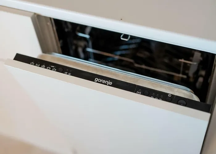 Z Widokiem Na Morze Z Aneksem Kuchennym I Basenem Ultra Marine *